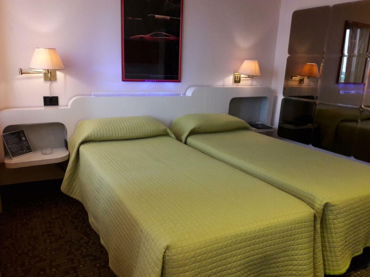 Hotel Motel K Casei Gerola Exteriér fotografie